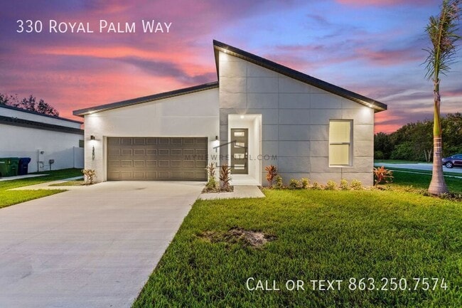 Building Photo - 330 Royal Palm Wy