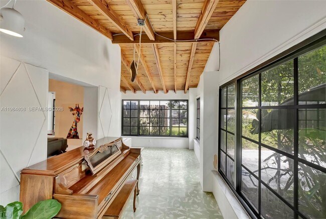 Photo - 1224 NE 182nd St