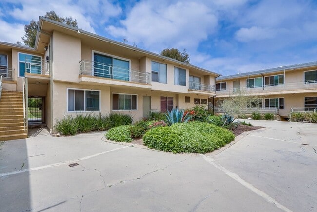 Photo - Baldwin Hills Apartment Living – Convenien...