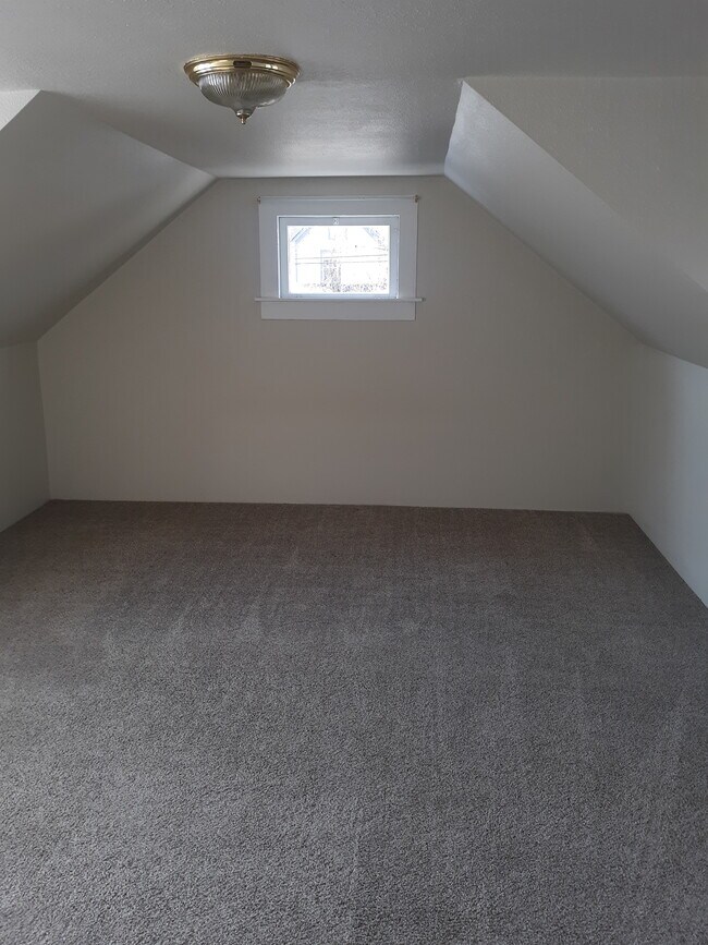 Photo - 330 5th Ave E Unidad #1