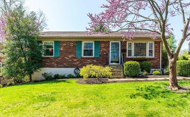 Building Photo - 1124 Greentree Ct Rental