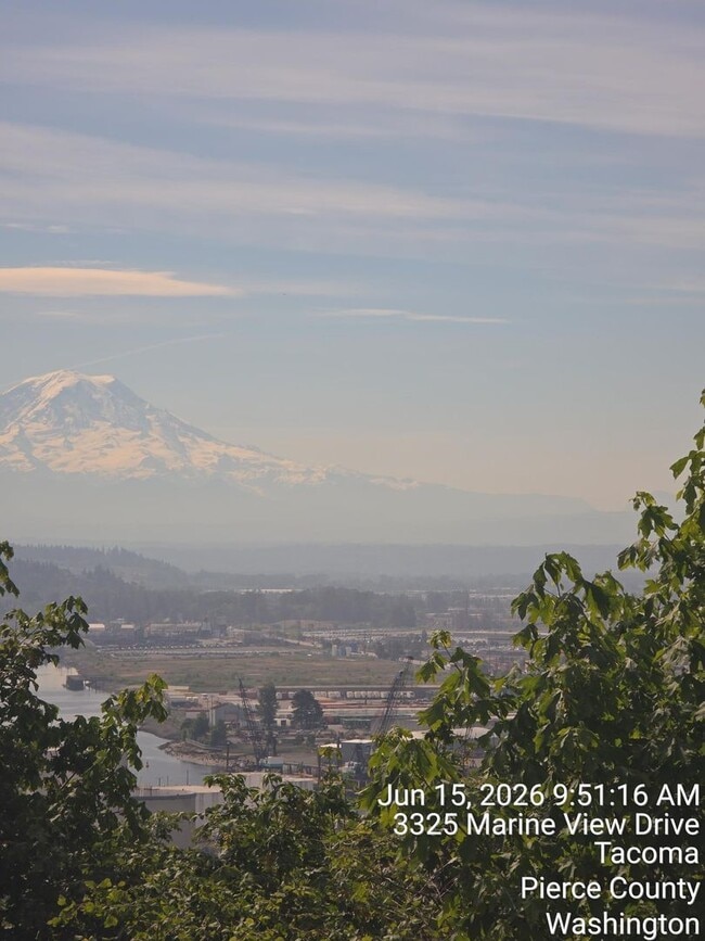 Photo - Tacoma views retro 3 bed 2 bath home, available now!