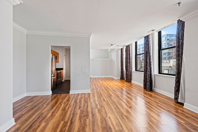 Photo - Unique & Extra Spacious Printers Row 1 Bed + Den! Over 900 Sq Ft! Ready for Move In! Unit 407