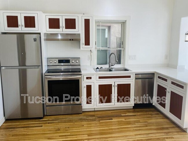 Photo - 73 W Simpson St