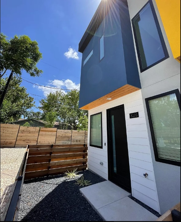 Building Photo - 2108 Tillery St Rental