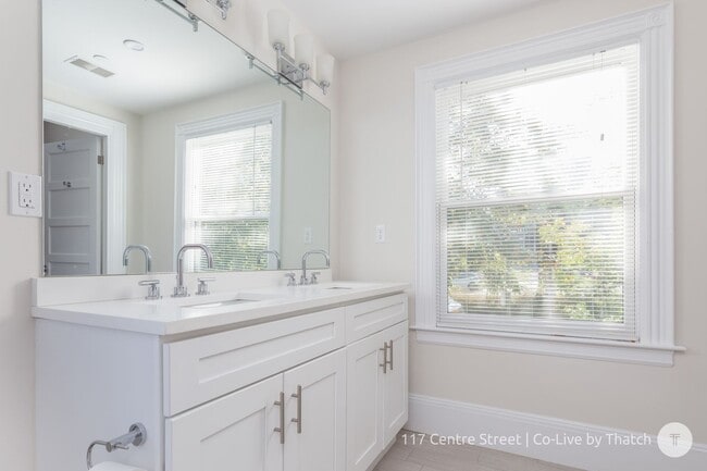 Photo - Convenient Location, In-Unit Washer and Dryer, Central Heat/AC, Eat-in Kitchen, Parking for Rent