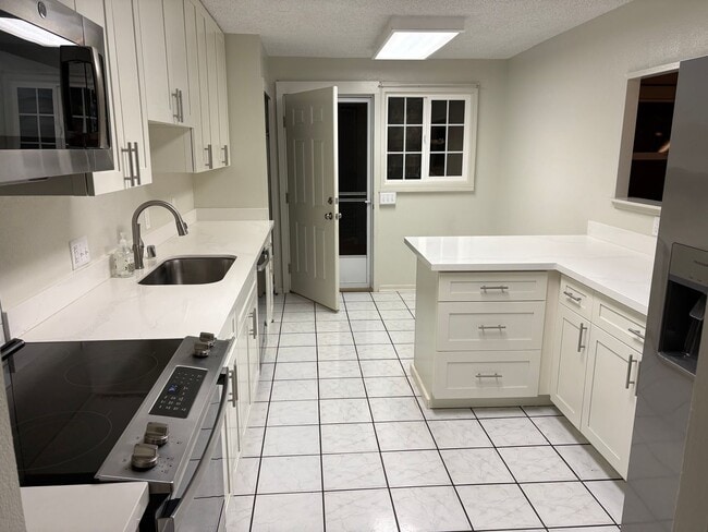 Photo - Cozy 3 bedroom 2 bath home in Kaneohe