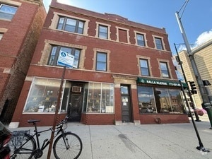 Building Photo - 5158 N Ashland Ave Unit 0 Rental