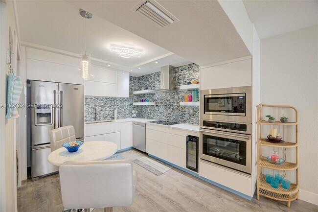 3725 S Ocean Dr Unit 601