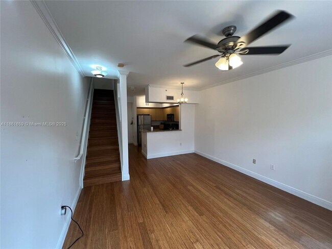Photo - 2965 NE 185th St