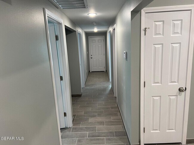 Photo - 13380 Soleen Rd