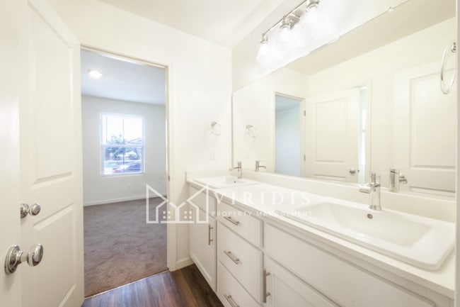 Photo - 5917 Vespucci Ave
