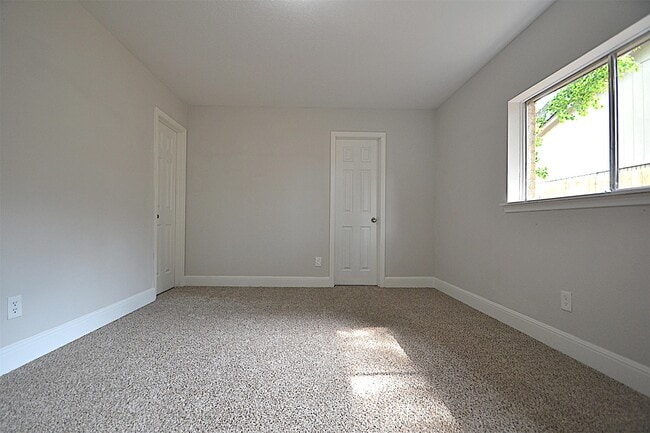 Photo - 4527 Adonis Dr