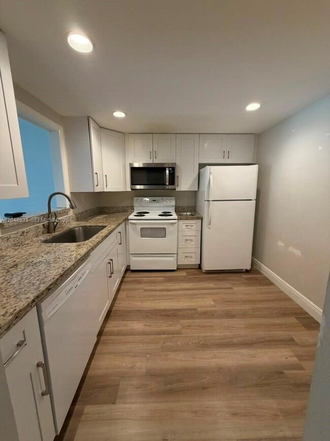 Photo - 408 NW 68th Ave Unidad 209
