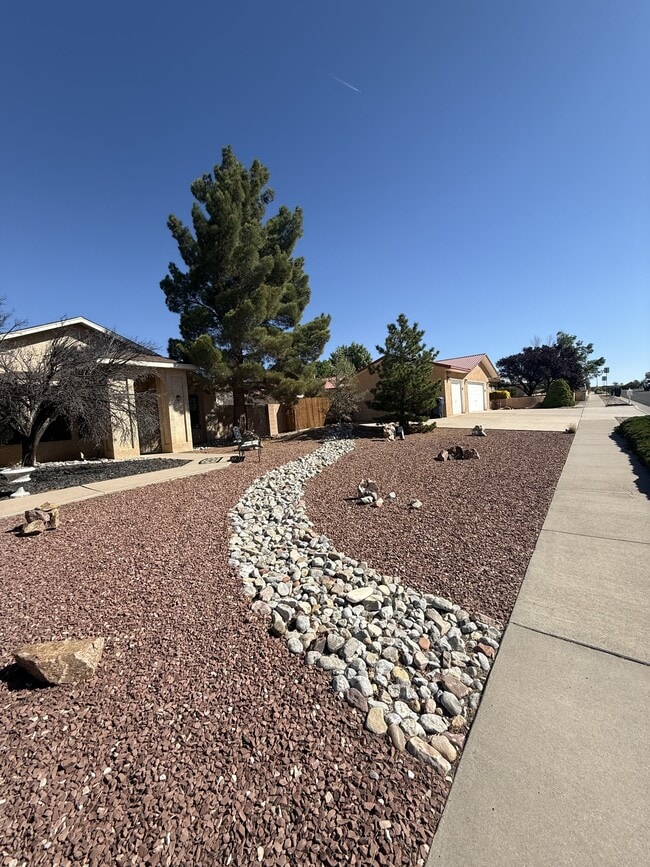 Photo - 6717 Tesuque Dr NW