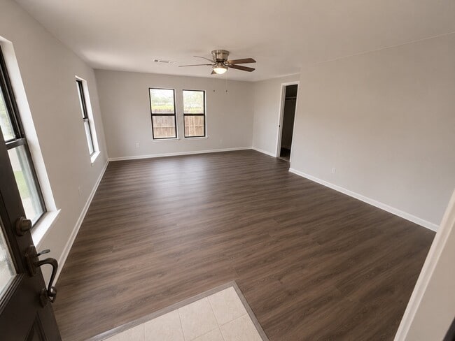 Photo - 2303 N Cleveland St
