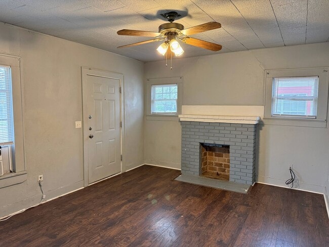 Photo - 1818 Collins Ave Unit 1/2