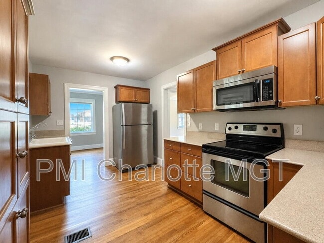 614 Marsh Rd