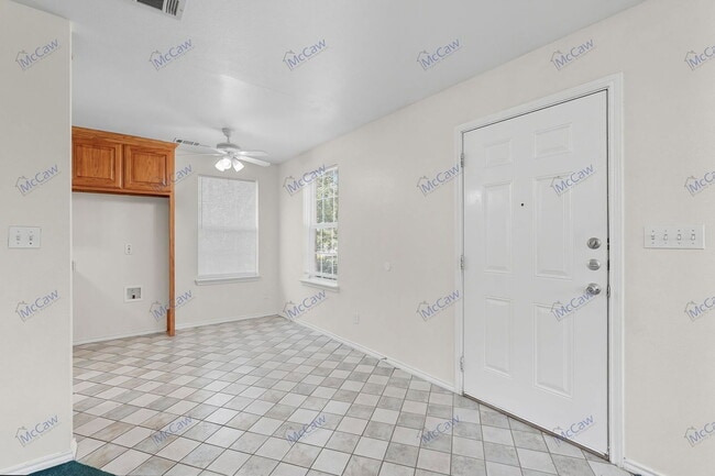 Photo - 509 W Cedar St