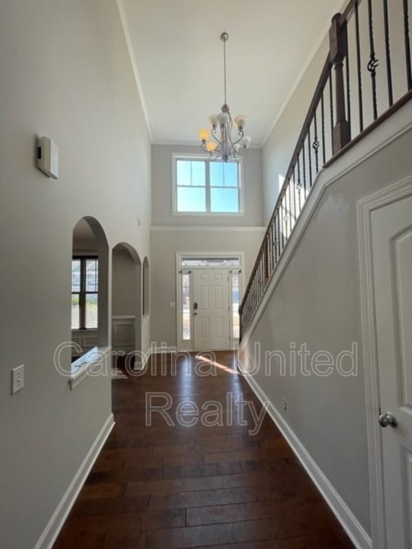 Photo - 344 Brentford Ave