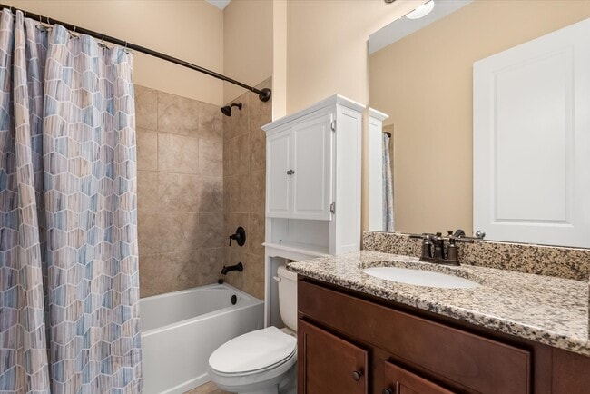 Photo - 6879 Arnoldson St