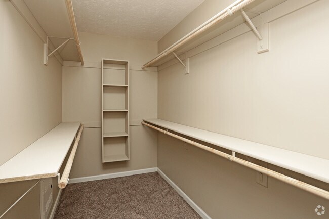 Huge Closet!