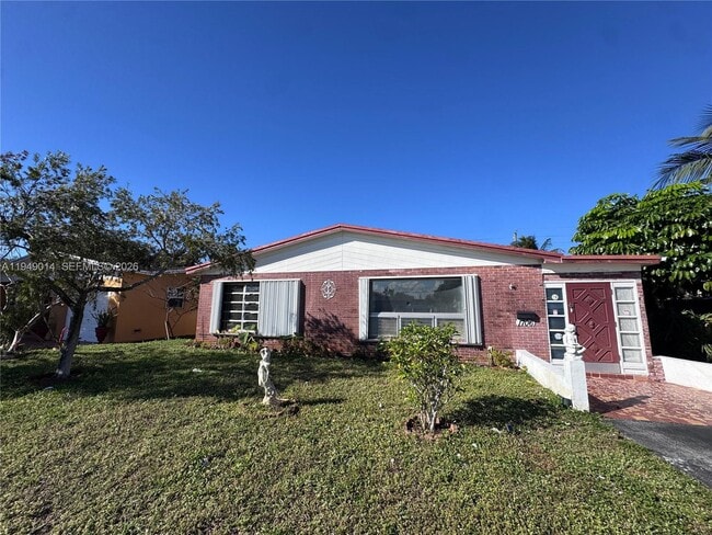 Photo - 1706 N 45th Ave