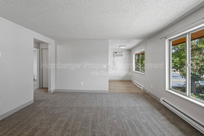 Photo - 2628 E Wellesley Ave Unidad 2