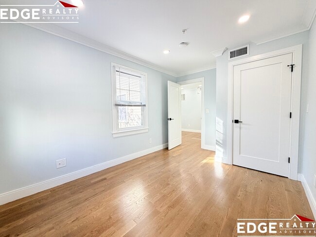 Photo - 34 Spring St Unit 1