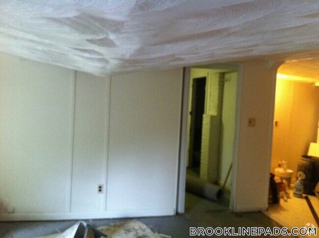 Building Photo - 33 Lancaster Terrace Rental