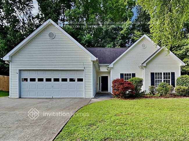 Photo - 304 Apache Dr