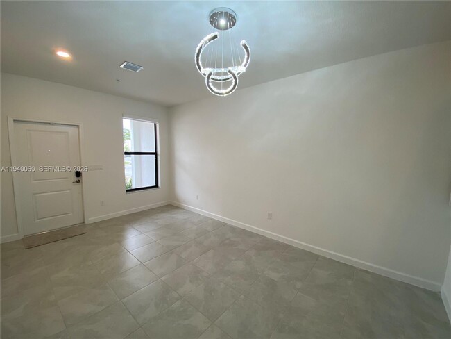 Photo - 211 SW 159th Ter