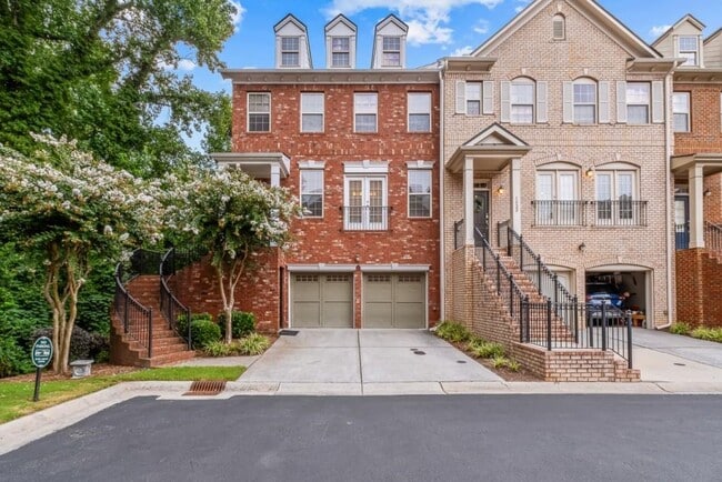 Building Photo - 1820 Dorman Ave NE Rental
