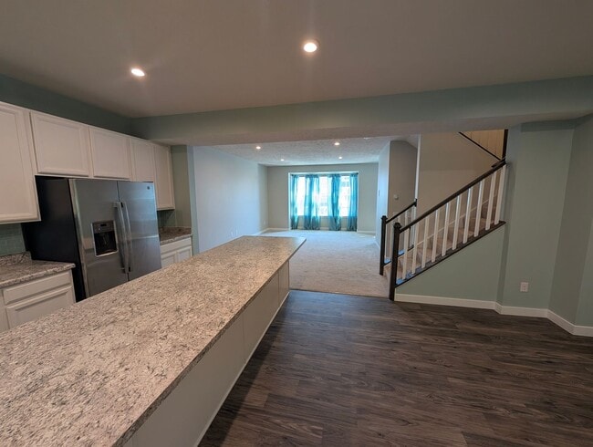 Photo - 3-4 Bedrooms Townhome Concord Village, Avo...