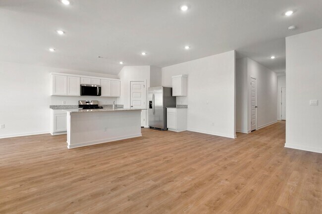 Photo - Brand-New 4 Bedroom Home in Prairie Grove!...