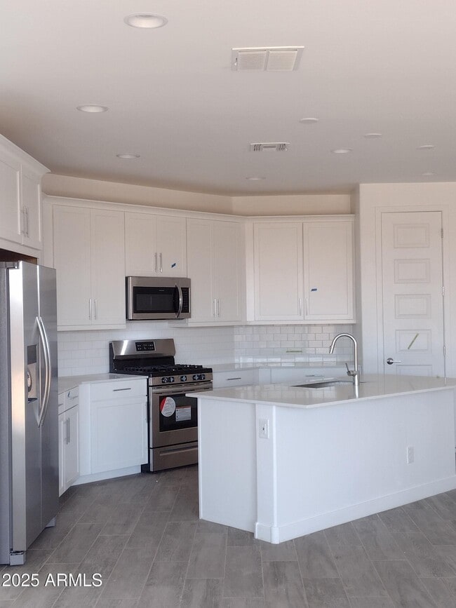 Photo - 1536 W Corral Rd