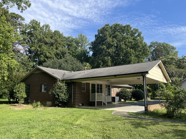 Building Photo - 5625 Potter Rd