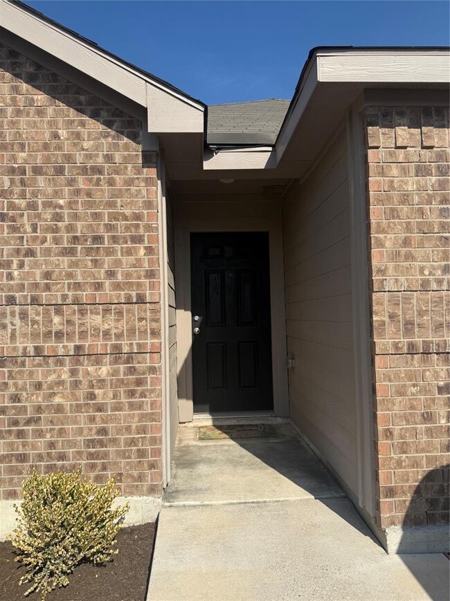 18912 Quiet Range Dr