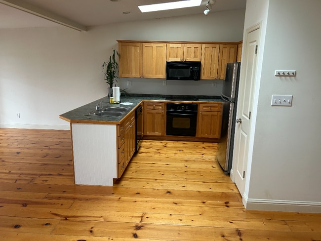 Photo - 336 S Main St Unit A