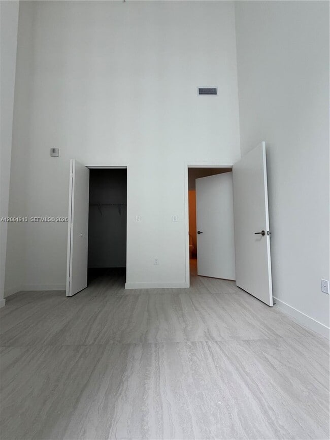 Photo - 77 SE 5th St Unit 1007
