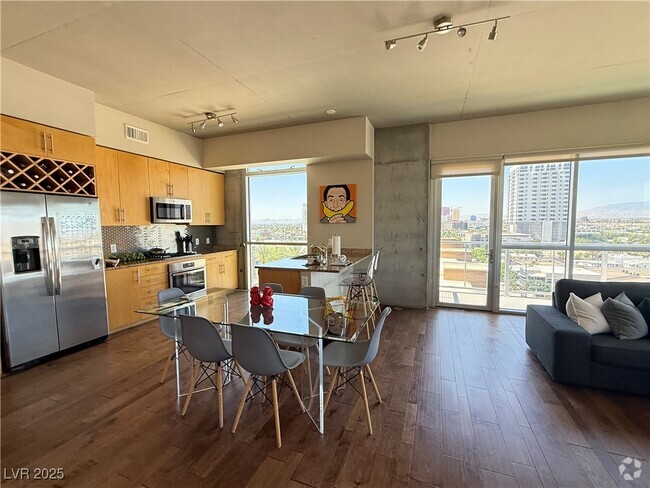 Building Photo - 353 E Bonneville Ave Unit 909 Rental