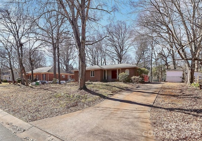 Photo - 6635 Olde Savannah Rd