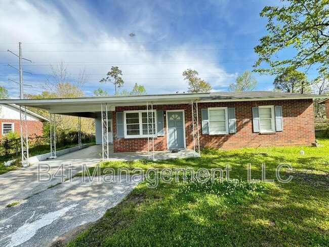 Building Photo - 3033 O'Hara Dr N Rental