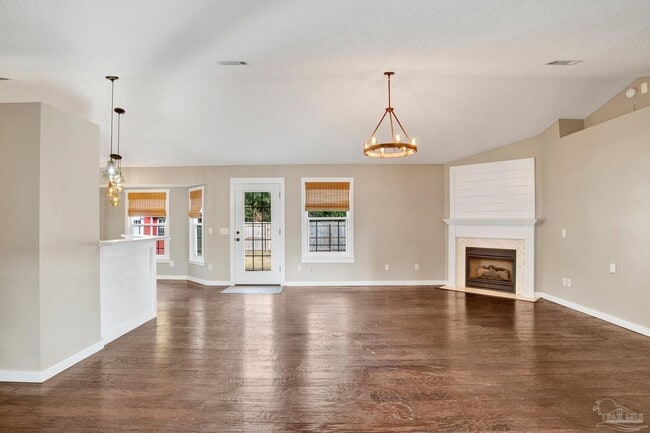 Photo - 1524 Sandcliff Dr