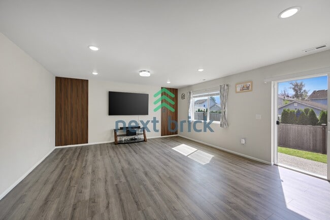 1132 15th Ave