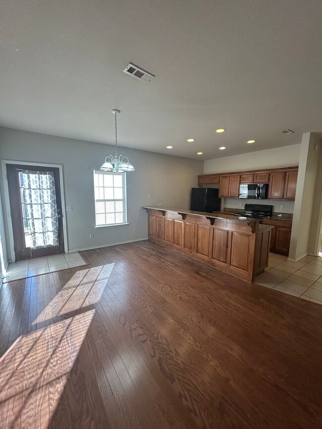 Photo - 3005 SW Amberwood Ave Unit 3005 SW Amberwood Ave. 2