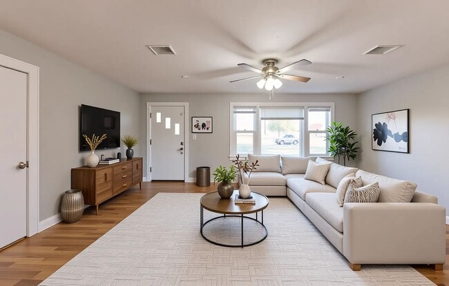 Photo - 503 N Van St