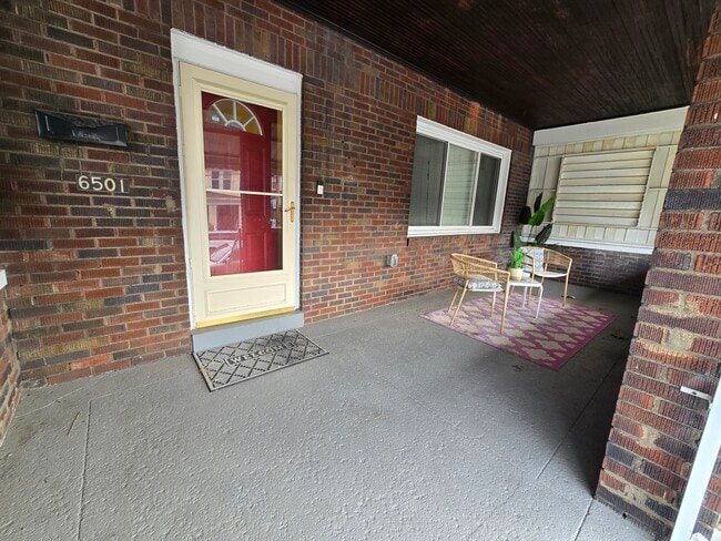 Photo - 6501 Deary St