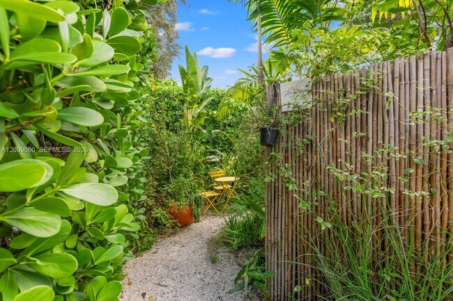 Photo - 468 NE 90th St Unit 2