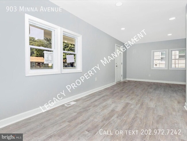 Photo - 903 Minna Ave